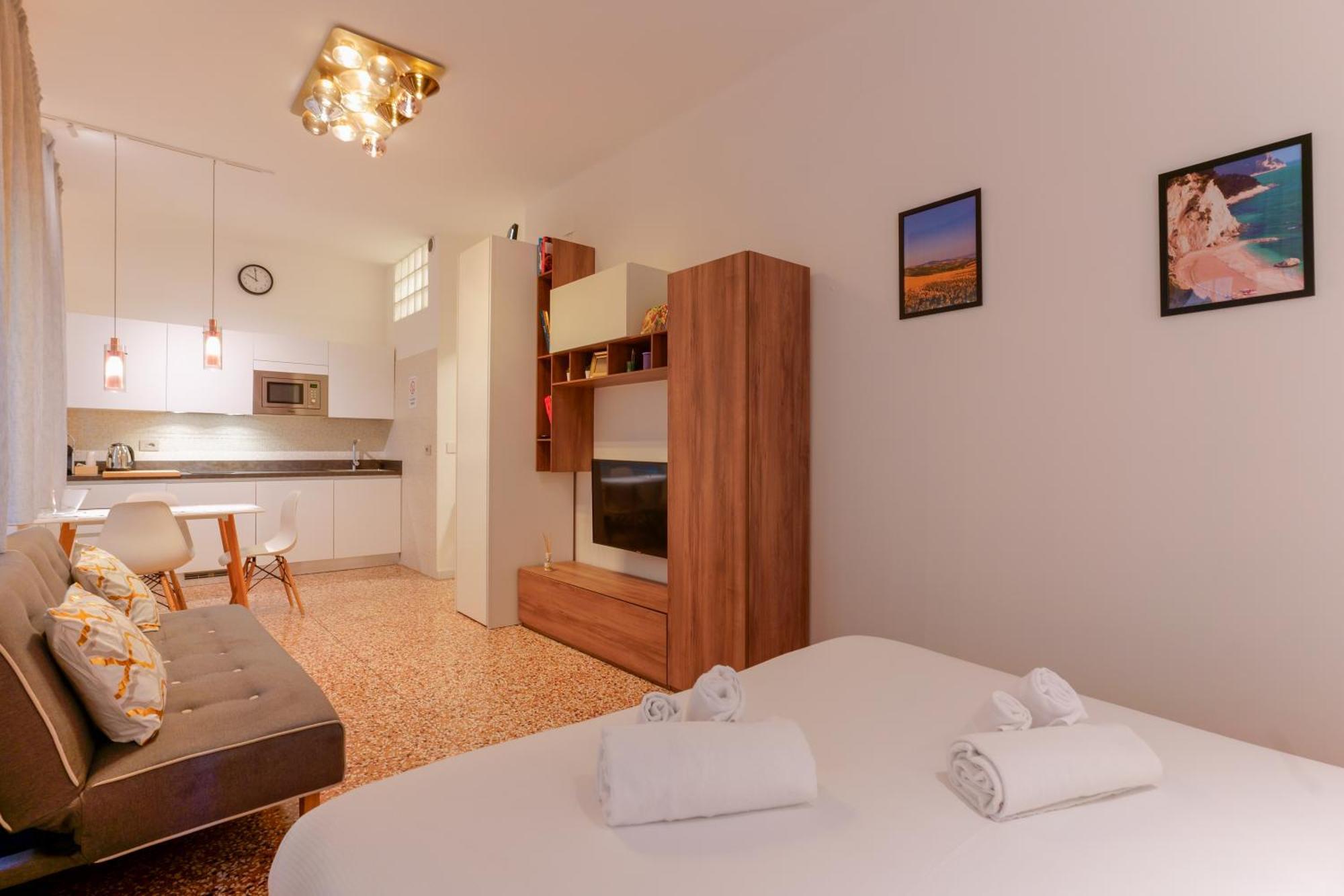 M&M Apartment Bologna Ngoại thất bức ảnh