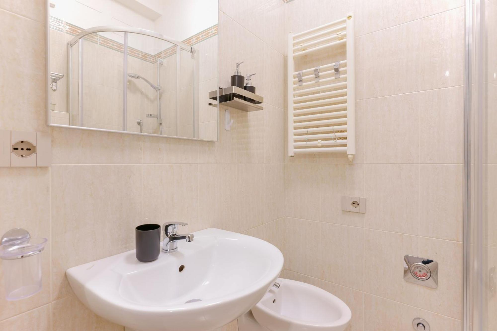 M&M Apartment Bologna Ngoại thất bức ảnh