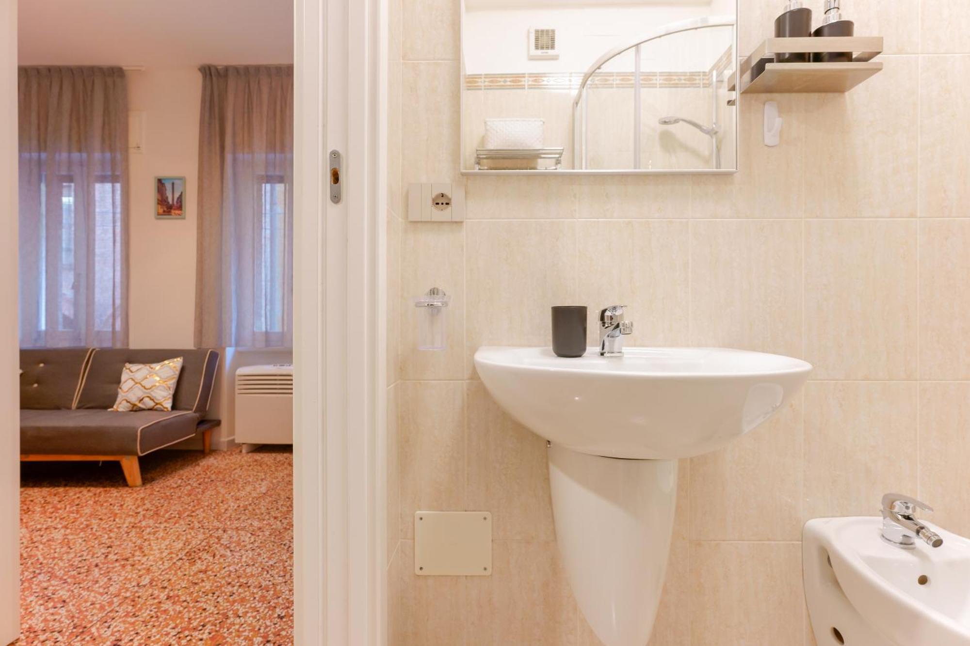 M&M Apartment Bologna Ngoại thất bức ảnh