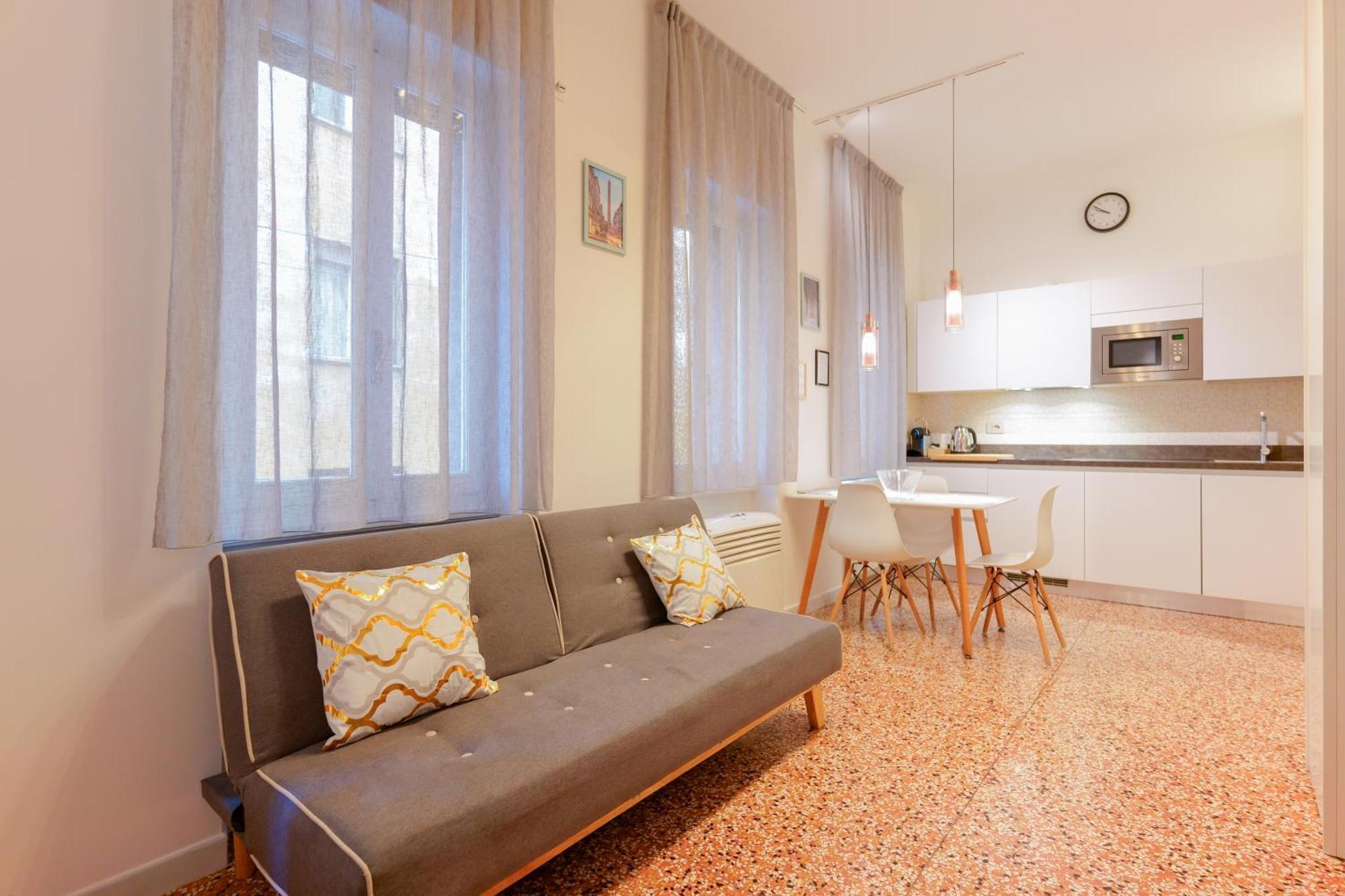 M&M Apartment Bologna Ngoại thất bức ảnh